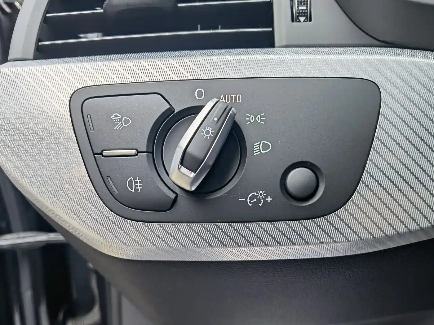 Audi A4L 2020 40 TFSI Fashion Elegance фото 13
