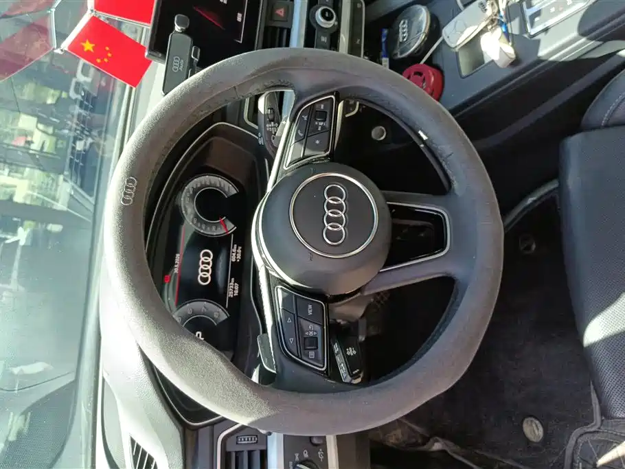 Audi A4L 2023 40 TFSI Fashion Dynamic фото 15
