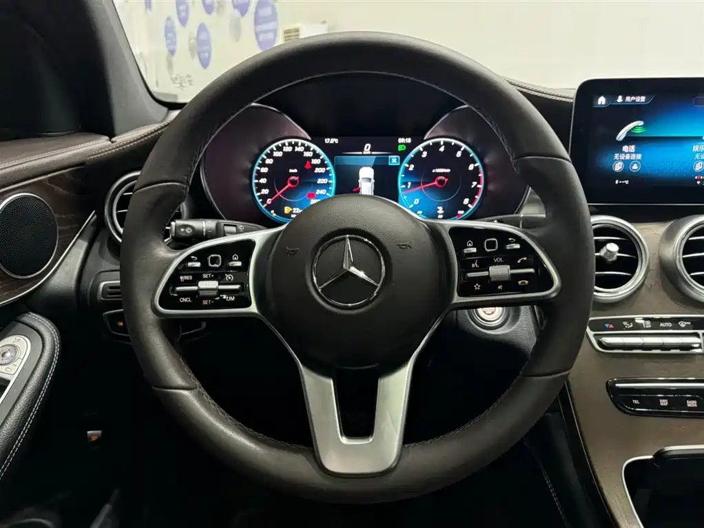 Mercedes-Benz GLC 2020 GLC 260 L 4MATIC Luxury фото 7