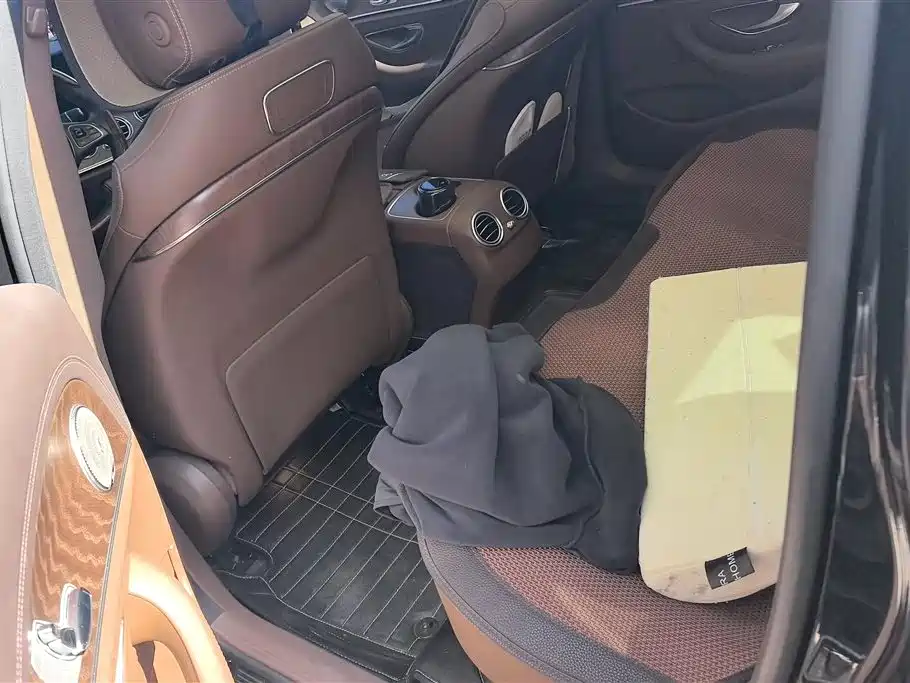 Mercedes-Benz E-Class 2018 Facelift E 300 L Luxury фото 11