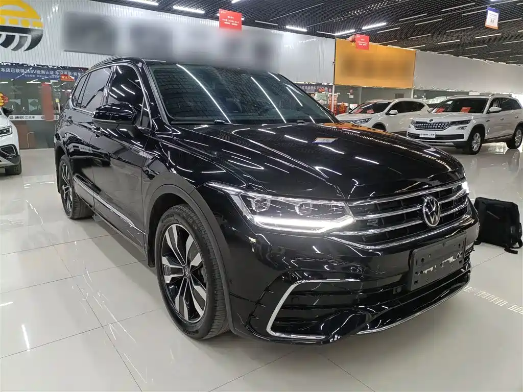 Volkswagen Tiguan L 2022 330TSI Auto 2WD R-Line Premium Edition фото 4