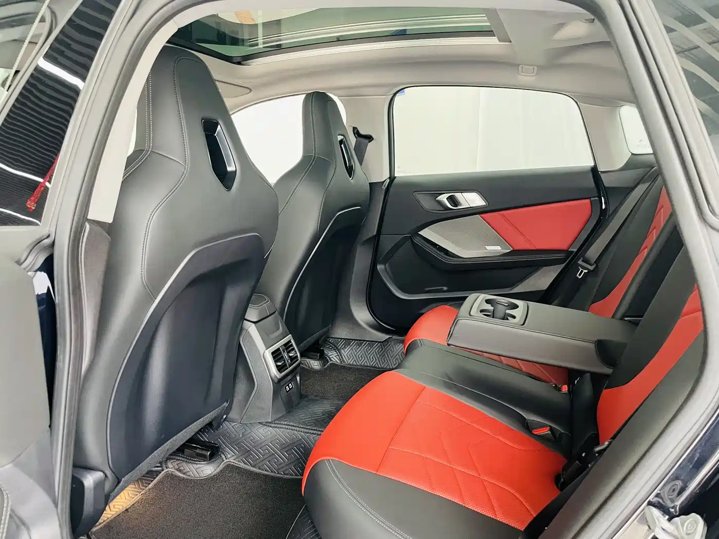 BMW 2 Series 2025 225L M Sport Moonlight Package фото 11