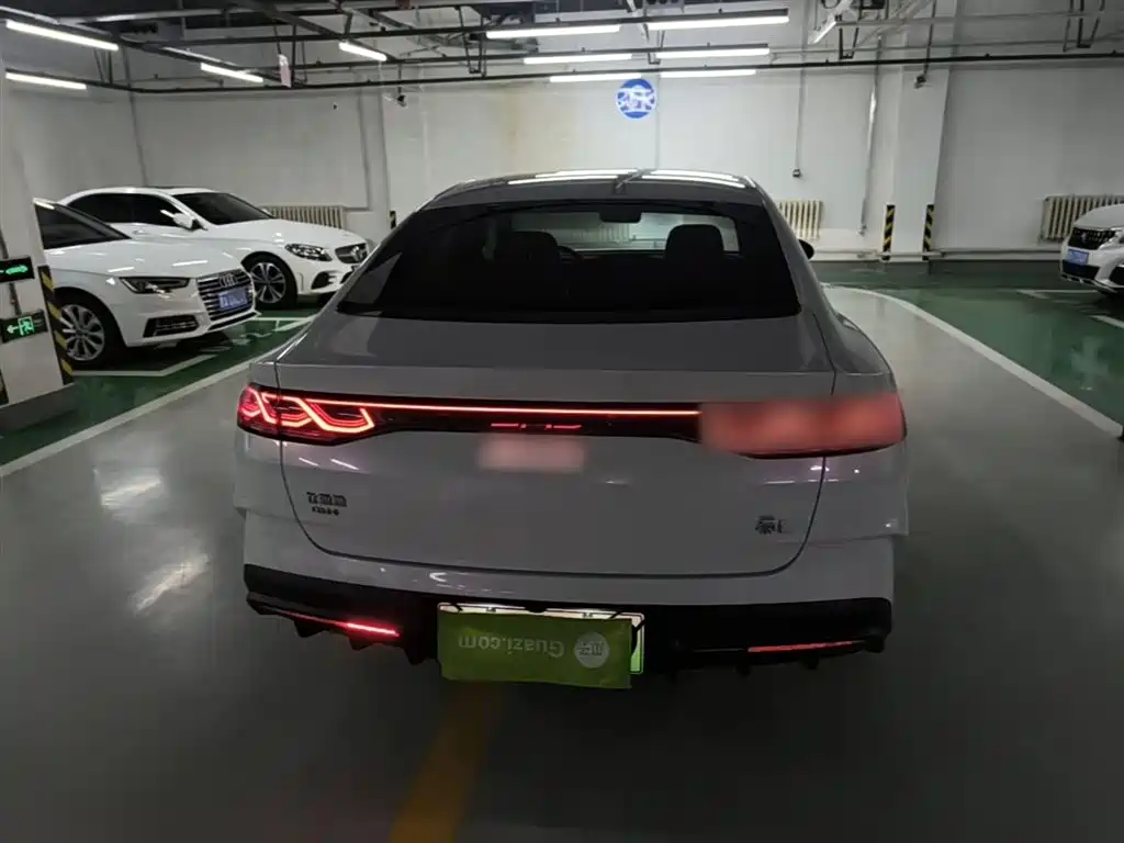 BYD Qin L 2024 DM-i 80KM Superior фото 6