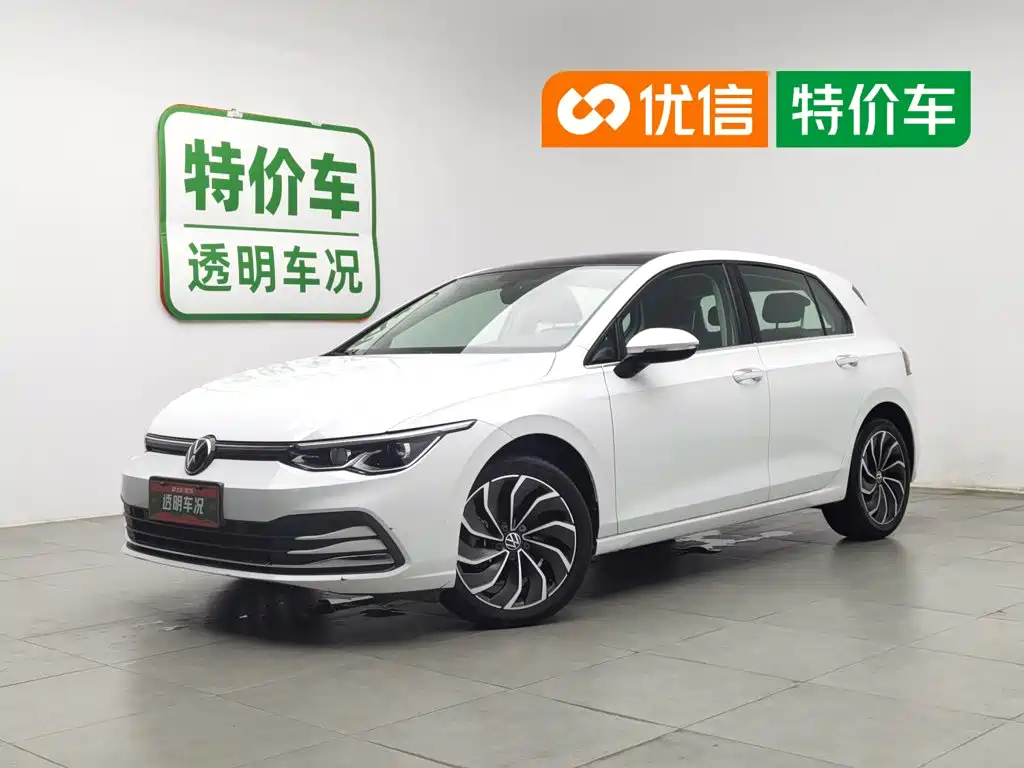 Volkswagen Golf, 2022 год