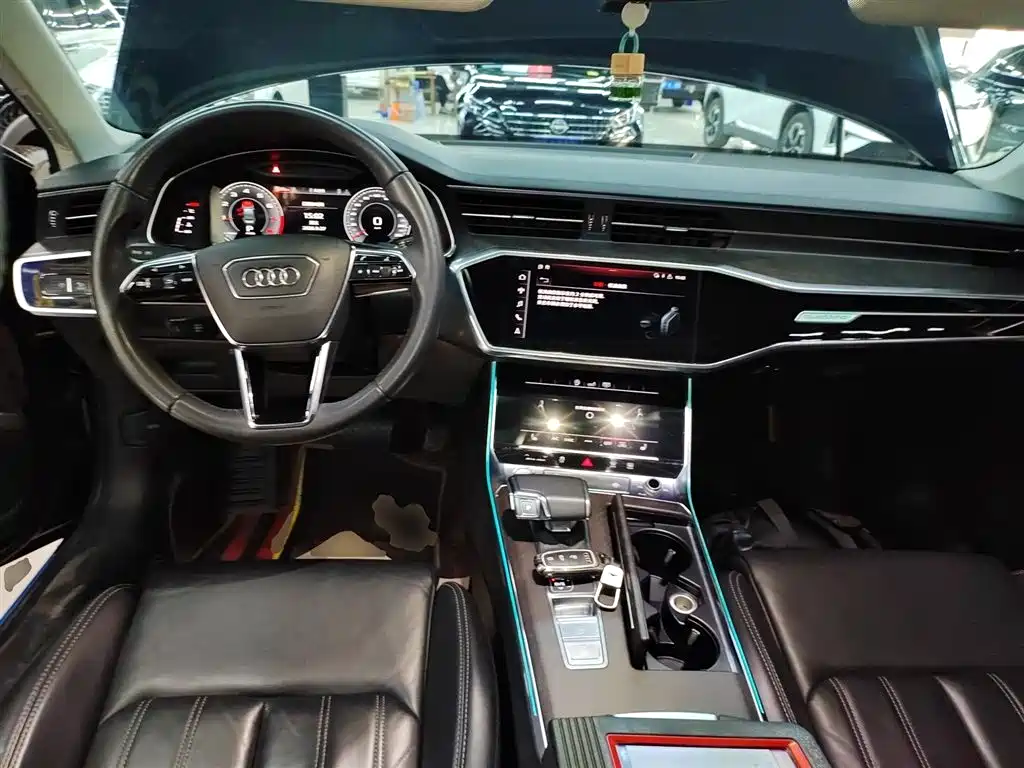 Audi A6L 2019 45 TFSI quattro Exclusive Elegance фото 10