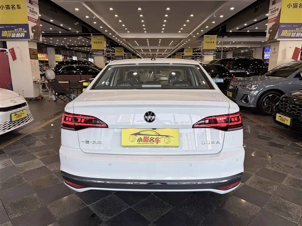 Volkswagen Bora 2025 200TSI DSG Joy Ride Navigation Edition фото 35