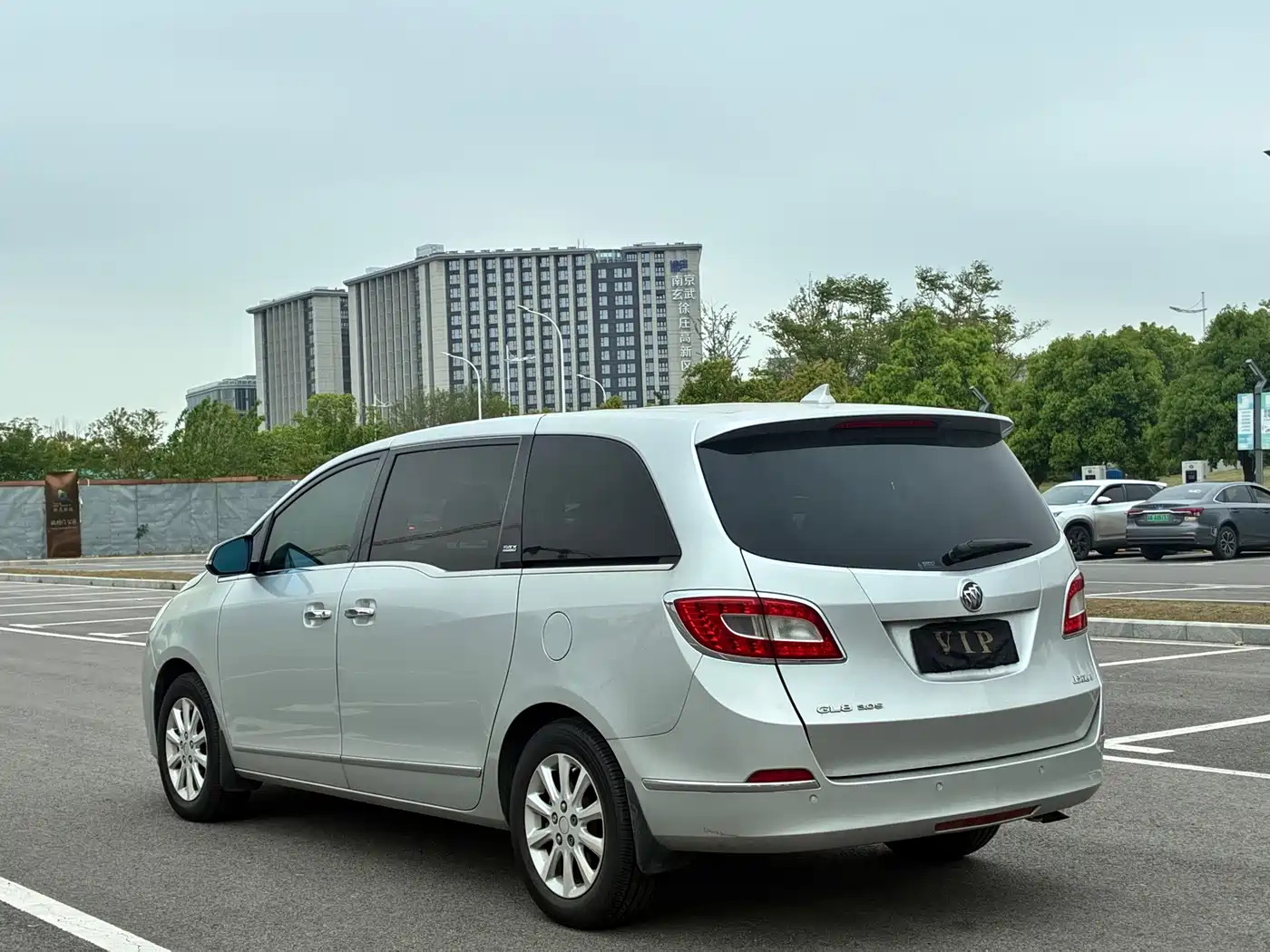 Buick GL8 2011 3.0L GT Luxury Business Elegance Edition фото 7