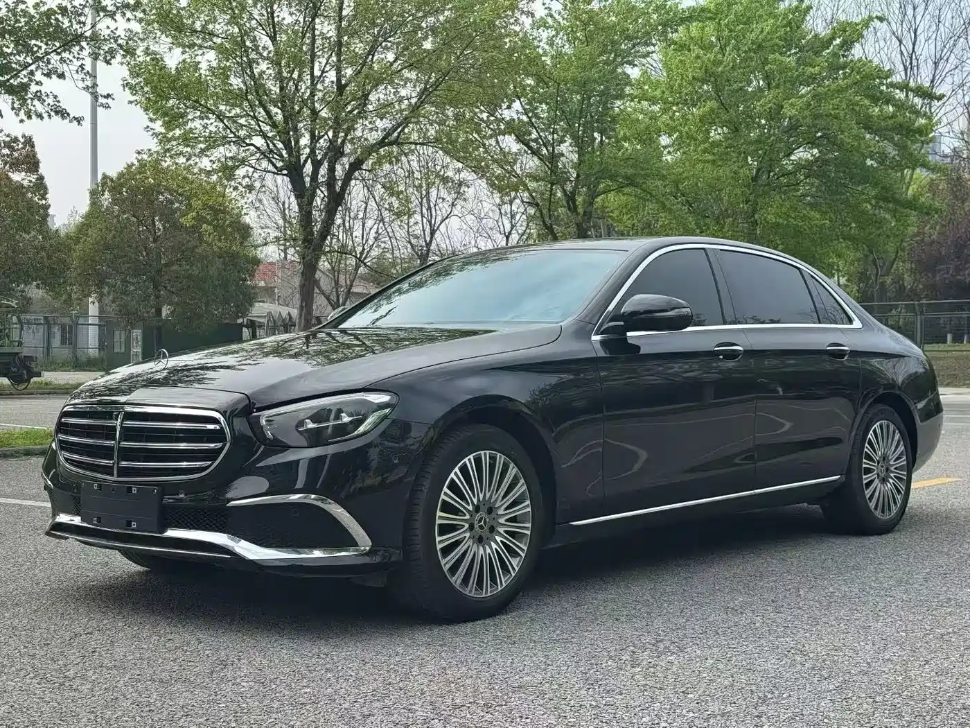 Mercedes-Benz E-Class 2021 E 300 L Luxury