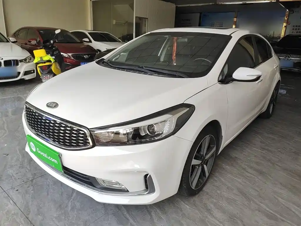Kia K3 2017 1.6L Automatic 15th Anniversary Special GLS фото 2