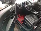Фото 16 - Ford Edge