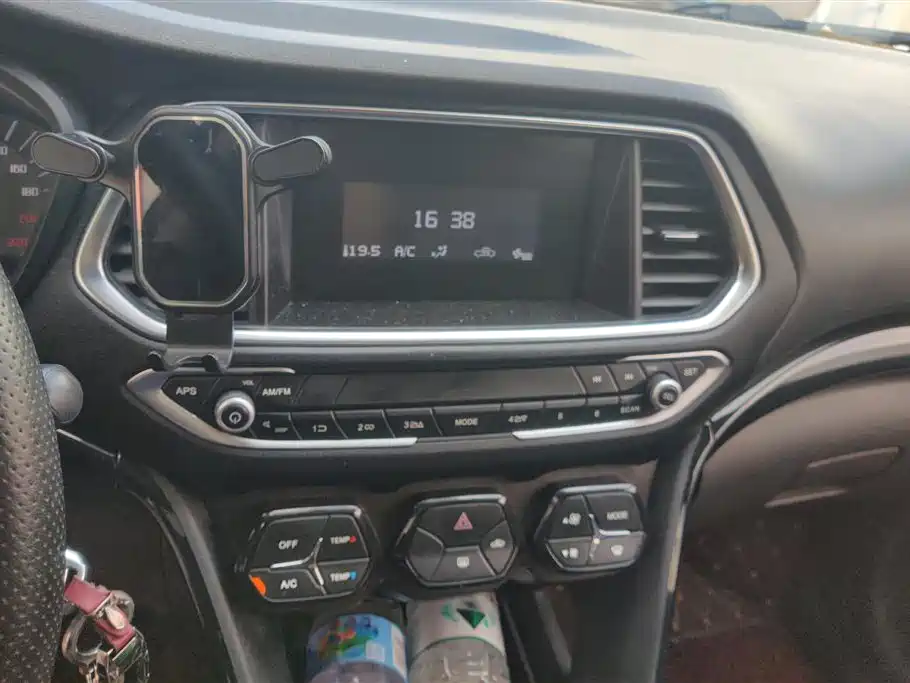 GAC Trumpchi Trumpchi GS4 2017 200T G-DCT 2WD Comfort фото 13