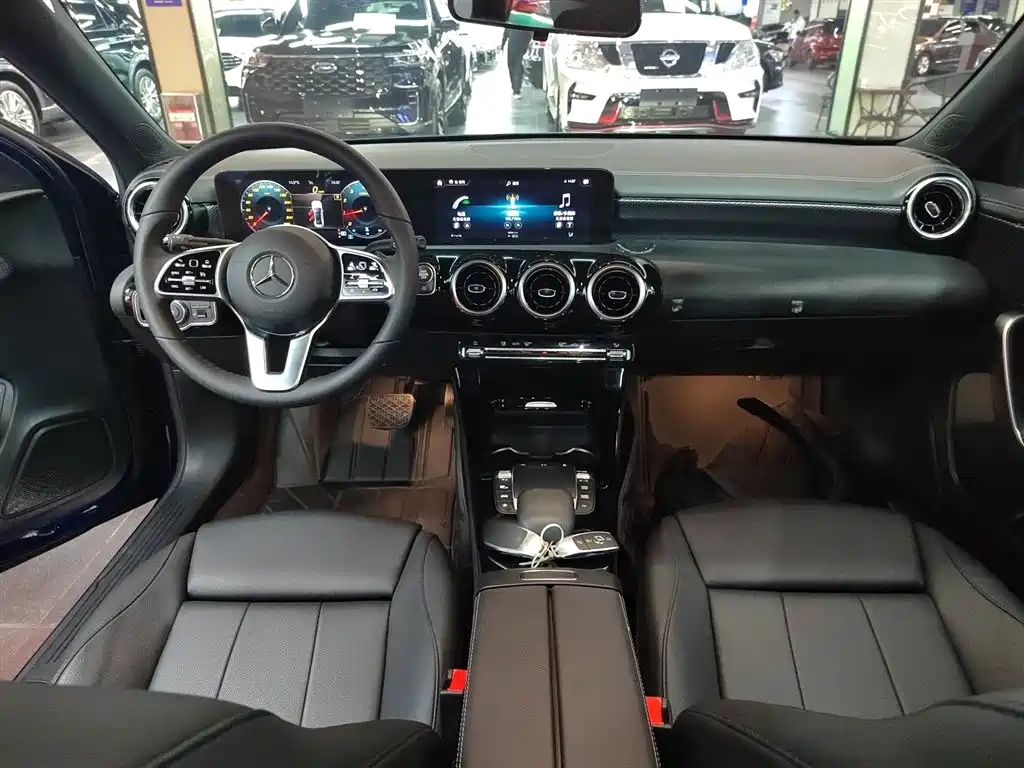 MERCEDES-BENZ CLASS A