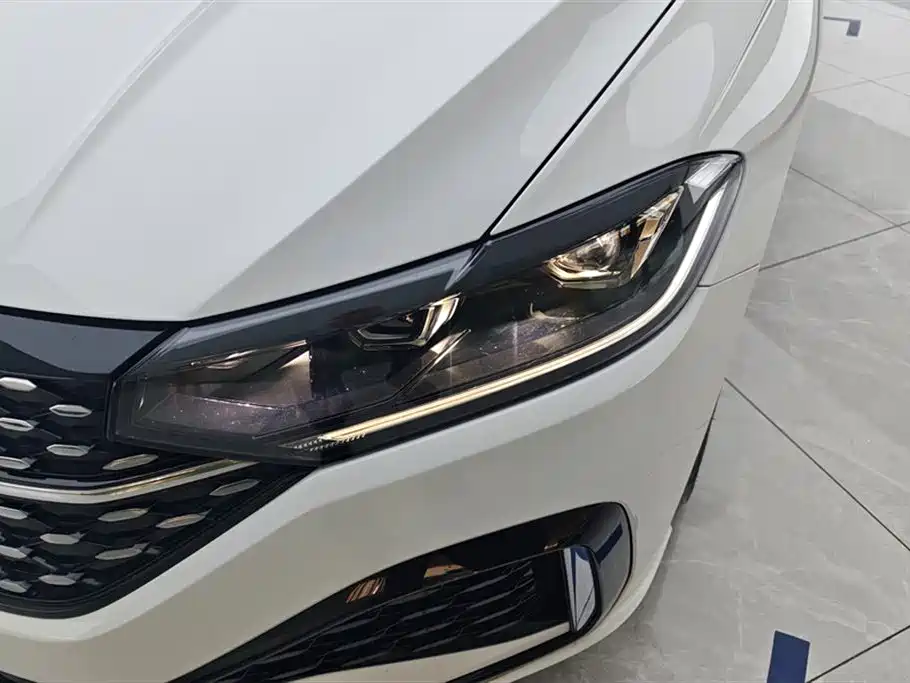 Volkswagen Lavida 2024 Model 1.5L Automatic Starlight 5 Million Edition фото 5