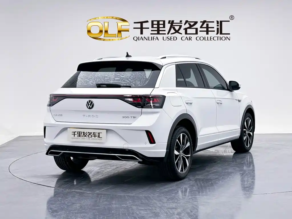 Photo 3 - Volkswagen T-ROC