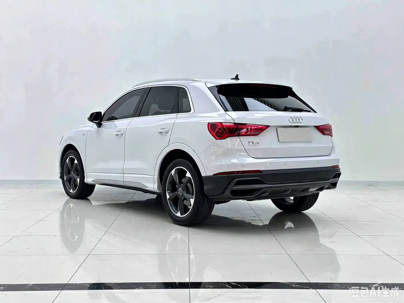 Audi Q3 2023 2023 35 TFSI Fashion Dynamic Model (1.5T)
