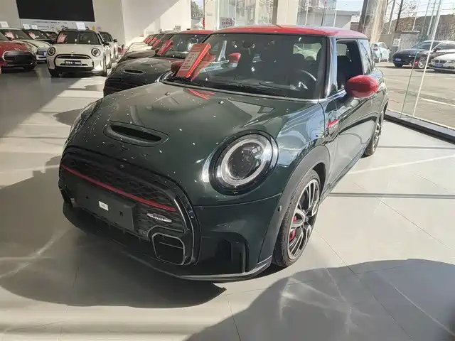 MINI JCW 2023