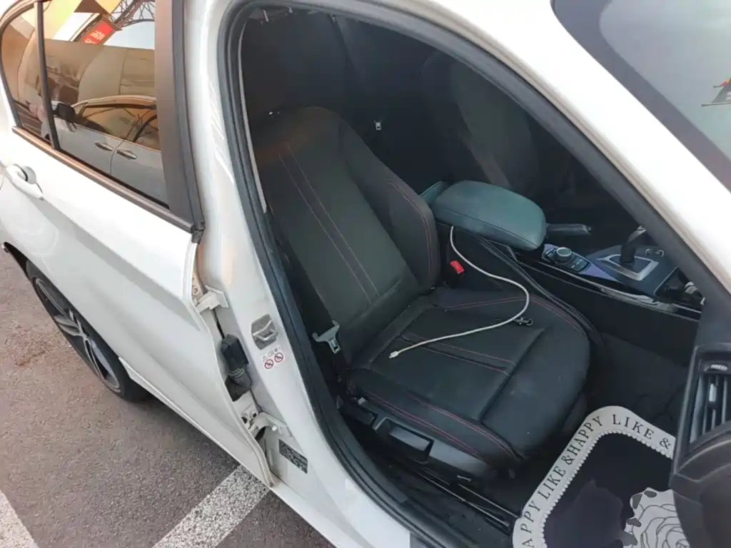 BMW 1 Series (Import) 2019 2018 118i Sport Design Package
