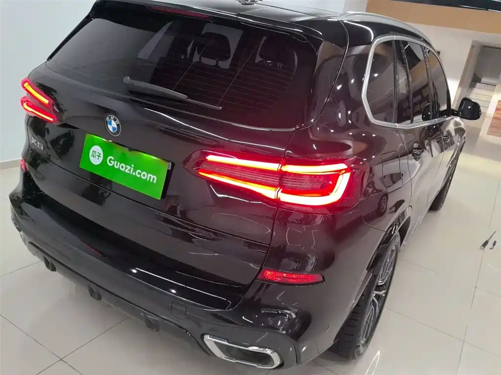 BMW X5 (Import) 2021 xDrive40i M Sport Package фото 7