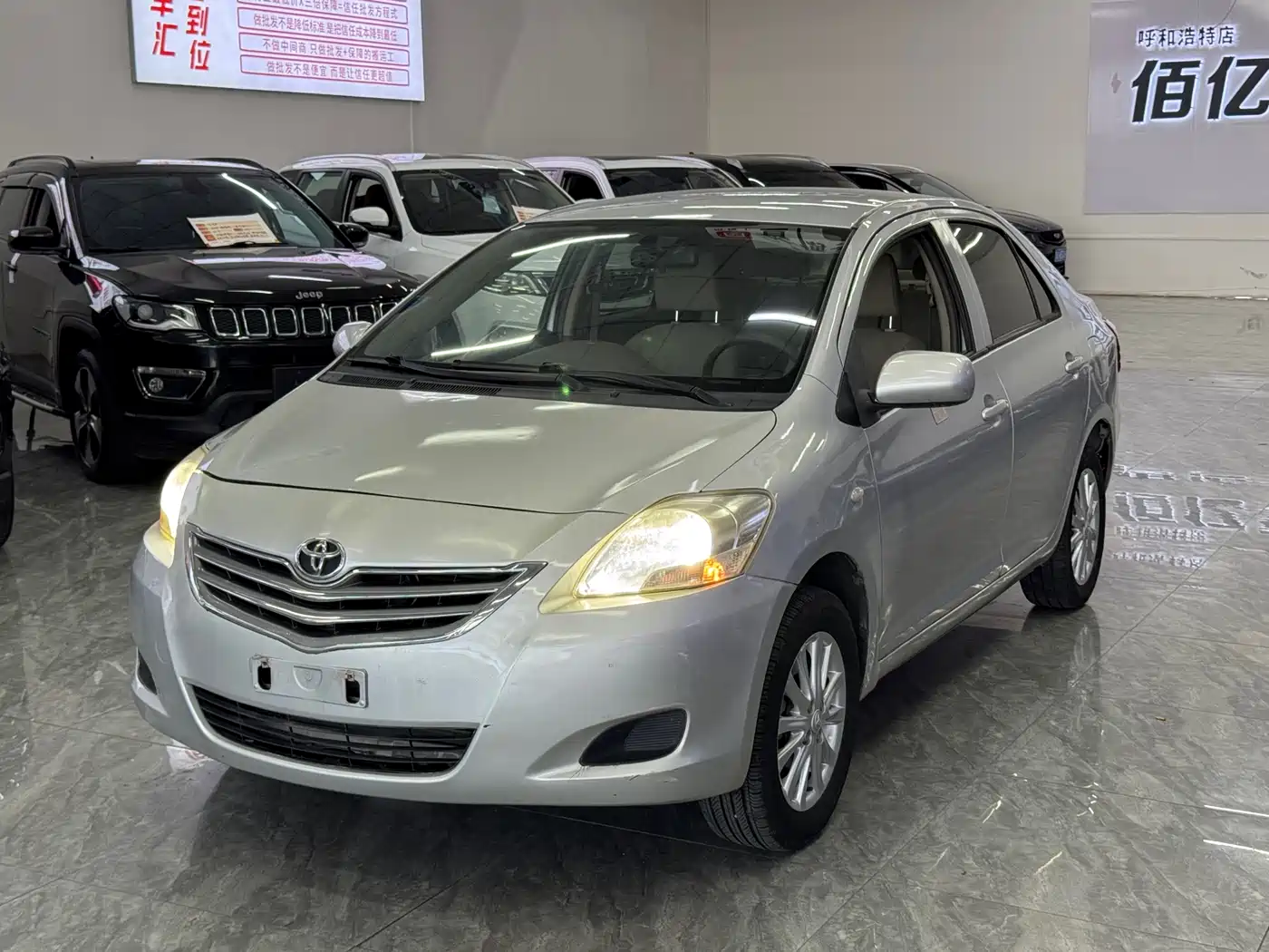 Toyota Vios 2010 1.3L GL-i MT фото 9