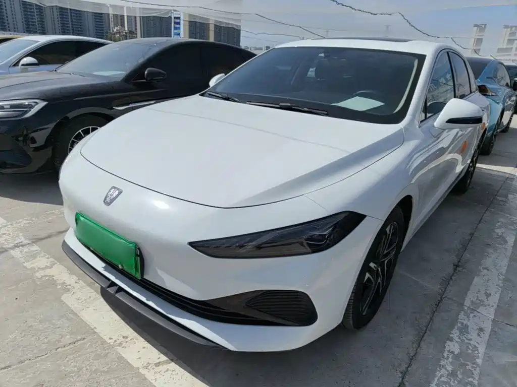 Roewe D7 2024 2023 DMH 125km Beyond Edition