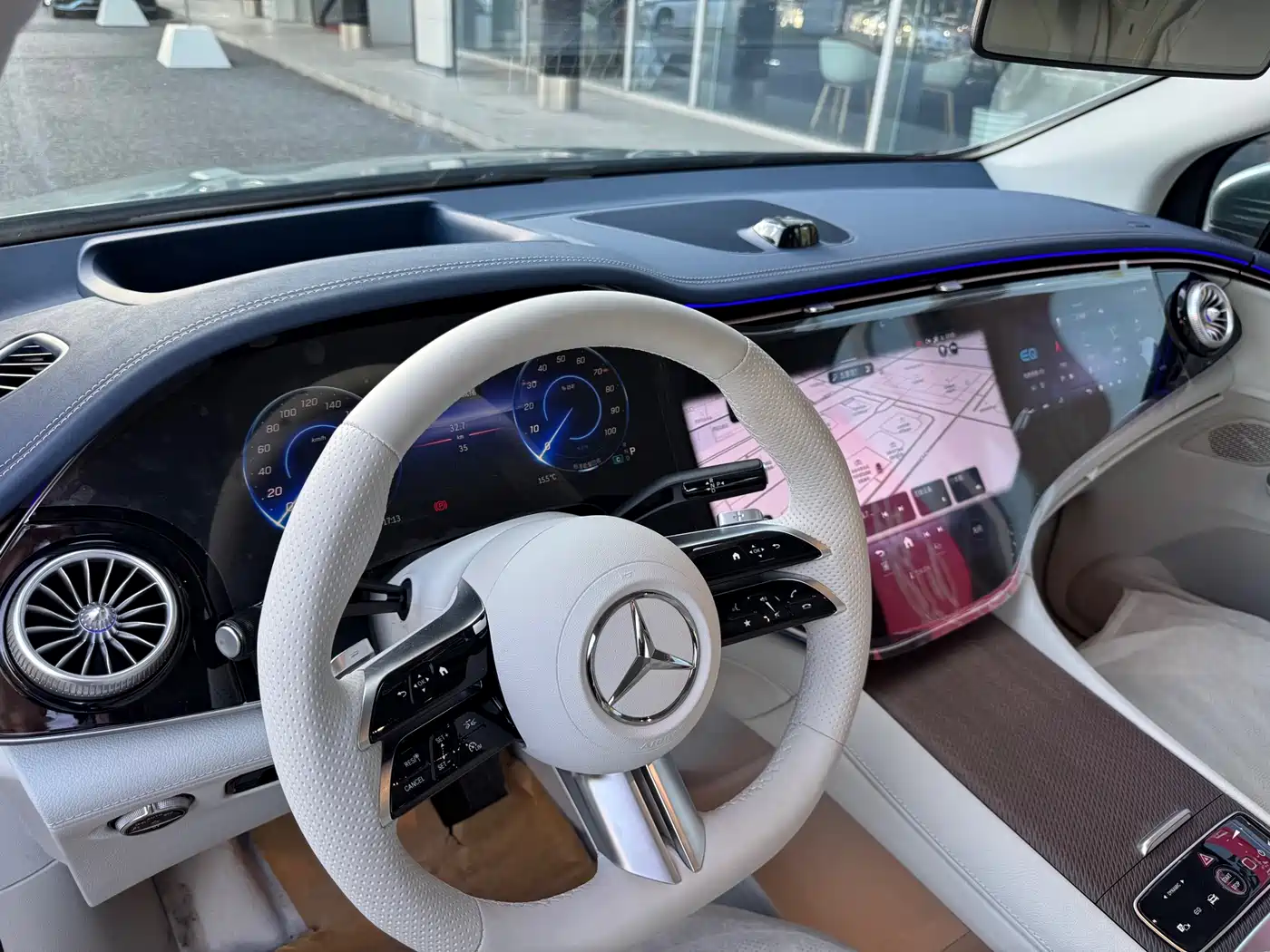 Mercedes-Benz EQE SUV 2024 500 4MATIC Pioneer Edition фото 17