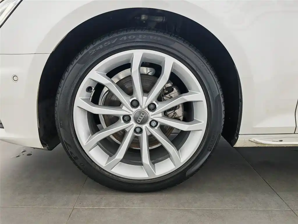 Audi A4L 2019 40 TFSI Fashion (China V) фото 17