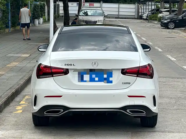 Mercedes-Benz A-Class 2022 Facelift A 200 L Sport Sedan Fashion Style — фото 5