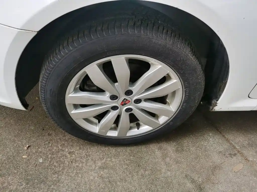 Roewe 350 2016 2015 Model 1.5L Manual Luxury Sunroof Edition