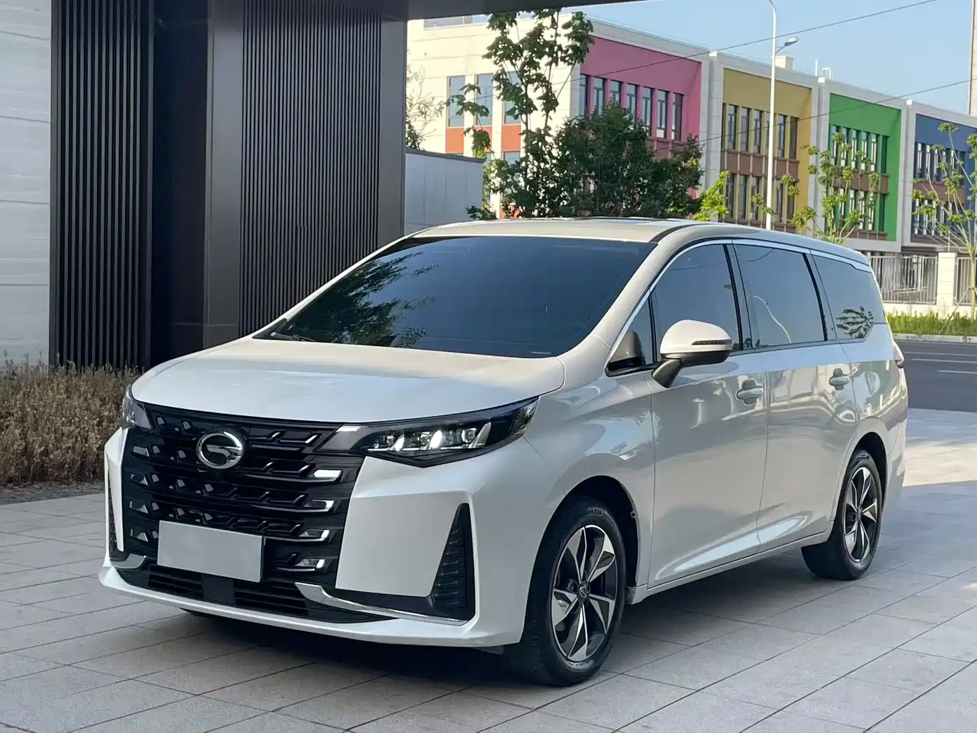 GAC Trumpchi Trumpchi M6 2023 PRO 270T DCT Luxury Edition