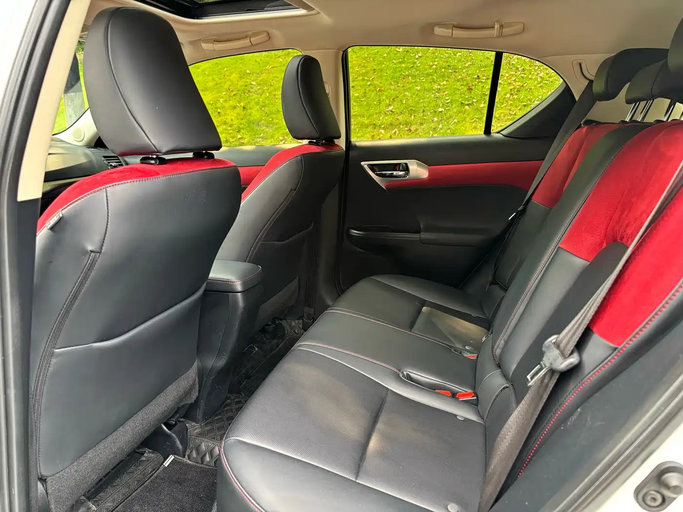 Lexus CT 2017 CT200h Comfort (Single Color, China V) фото 18