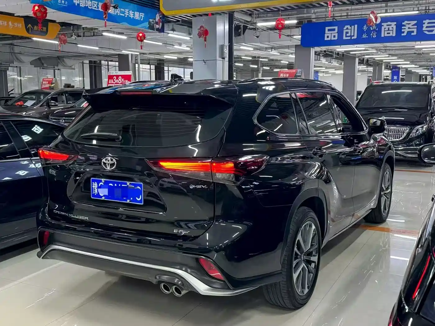 Toyota Crown Kluger 2024 2.5L HEV 4WD Luxury Edition фото 7