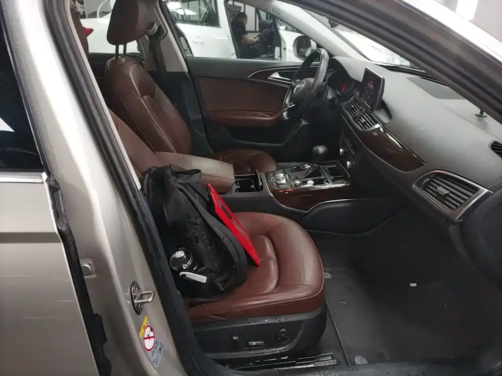 Audi A6L 2015 30 FSI Millionth Anniversary Comfort Enjoyment Type фото 25