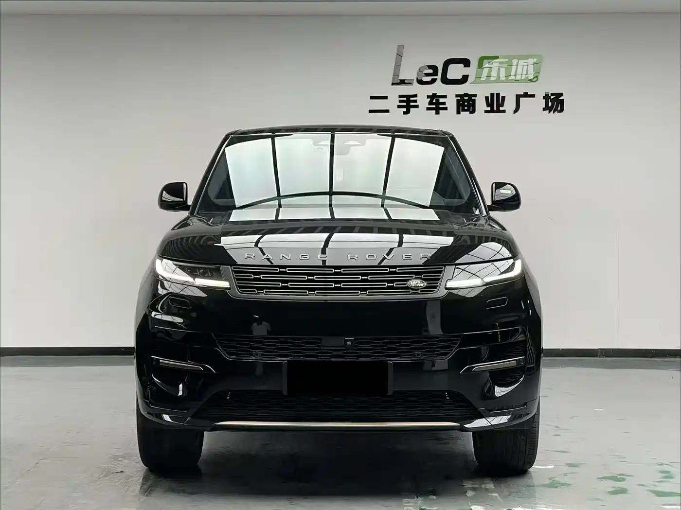 Land Rover Range Rover Sport 2024 400PS Dynamic SE фото 2