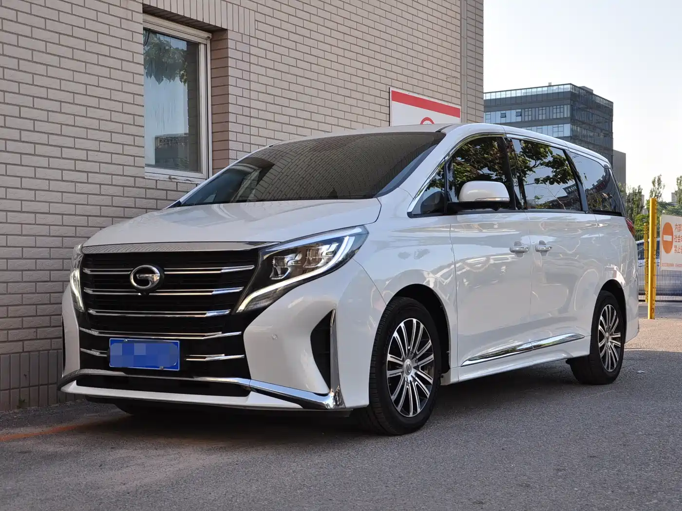 GAC Trumpchi Trumpchi M8 2023 Leading Series 390T Prestige Edition
