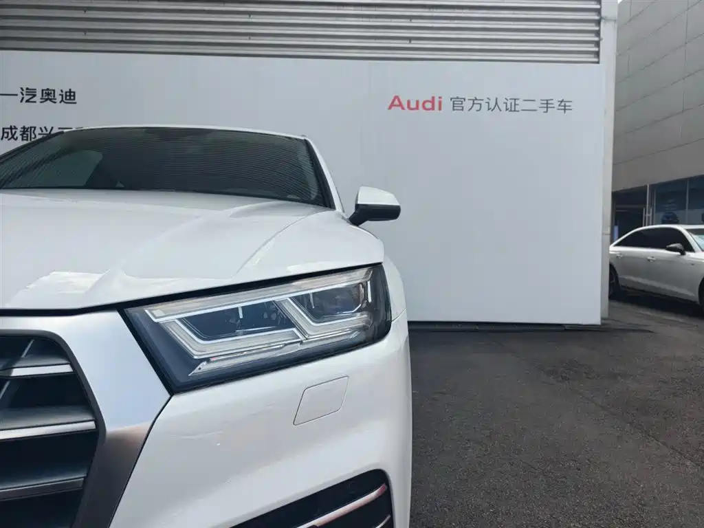 Audi Q5L 2018 40 TFSI Premium Fashion China VI фото 17