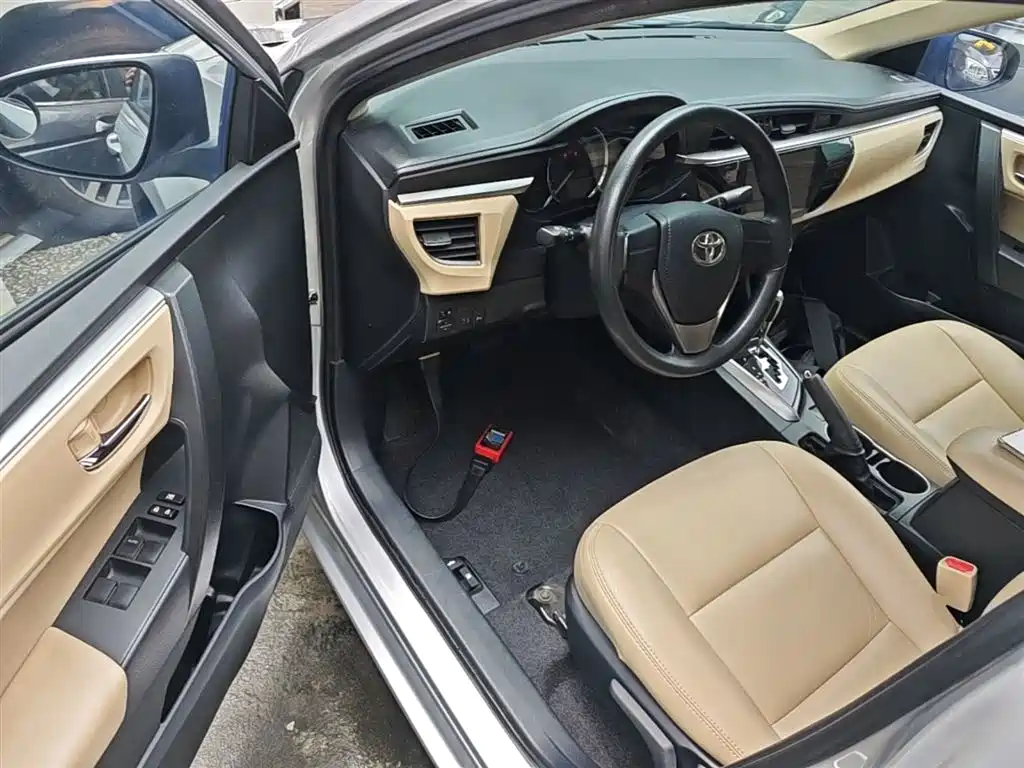 Toyota Levin 2016 1.6G CVT Elite Edition фото 16