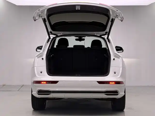 Photo 19 - Audi Q5L