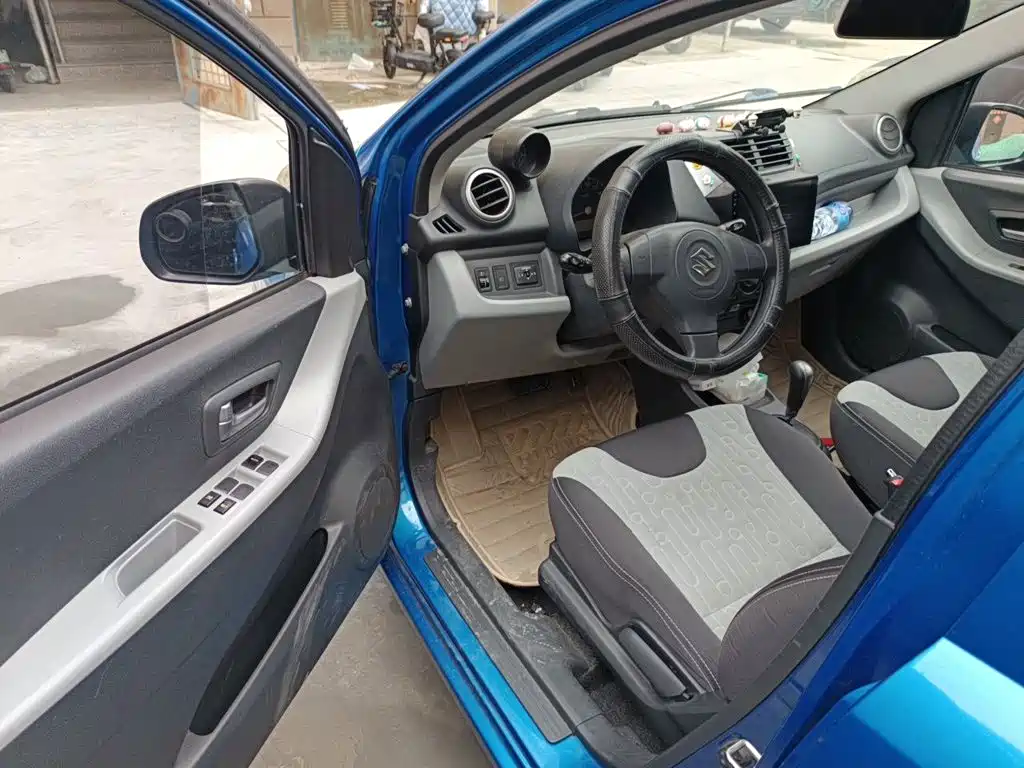 Suzuki Alto 2014 2013 1.0L Automatic Deluxe