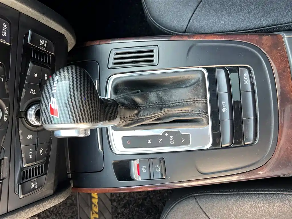 Audi A4L 2013 35 TFSI Automatic Comfort фото 11
