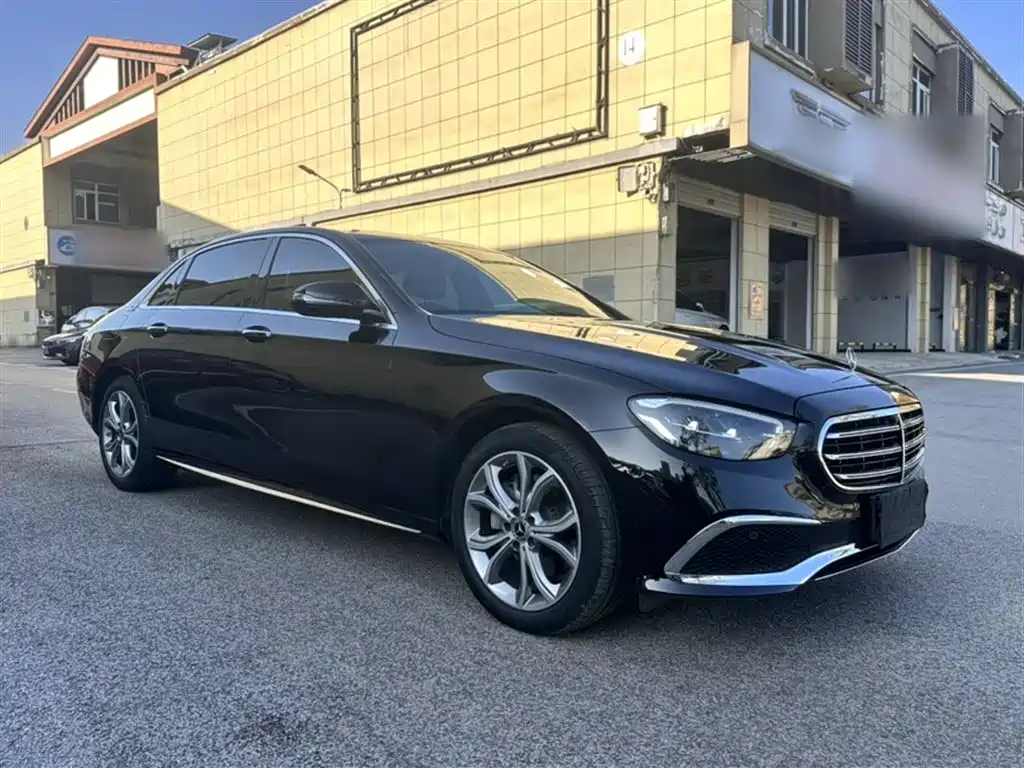 Mercedes-Benz E-Class 2023 Facelift E 300 L Sport Fashion фото 23
