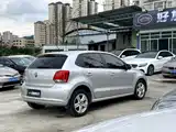 صورة 9 - Volkswagen Polo