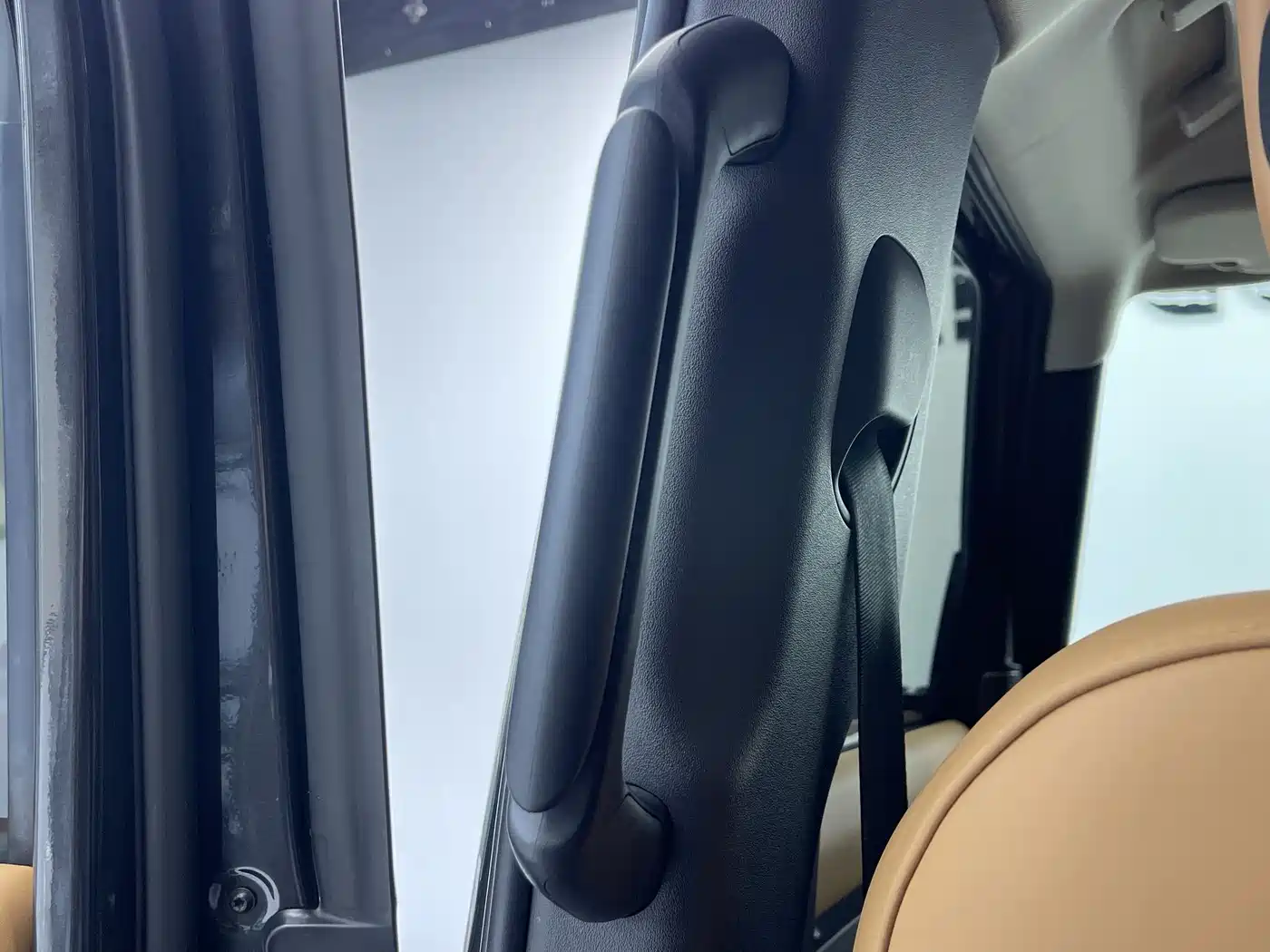 Land Rover Defender 2024 110 3.0T P400 Dark Special Edition фото 22