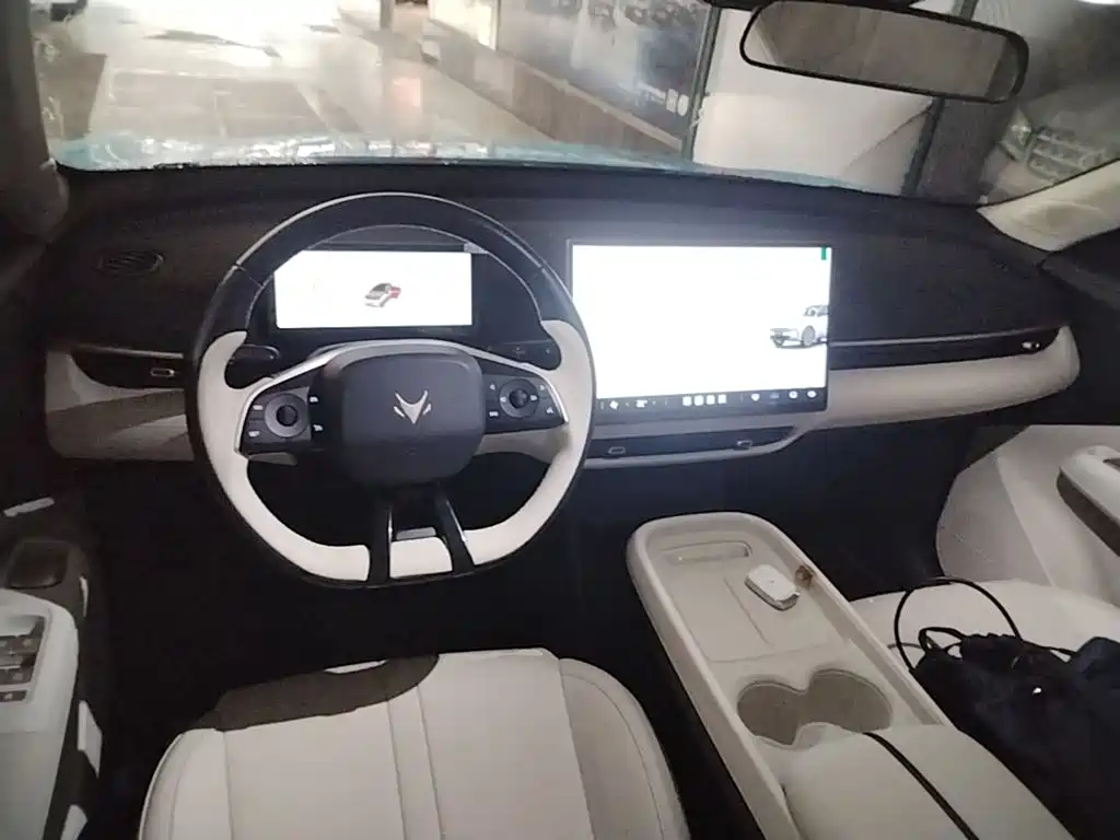ARCFOX T1 2025 2025 320 Base Version