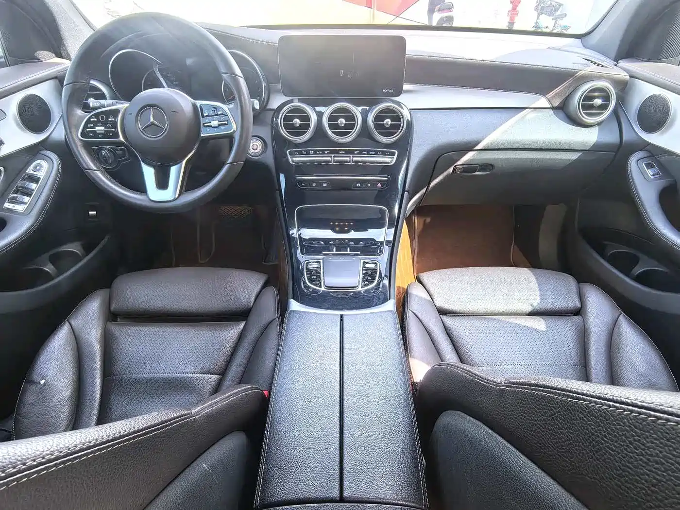 Mercedes-Benz GLC 2020 GLC 260 L 4MATIC Dynamic фото 6
