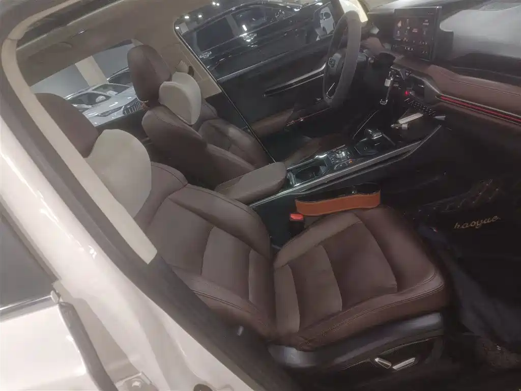 Geely Haoyue 2022 2022 1.8TD DCT Flagship 5-Seater