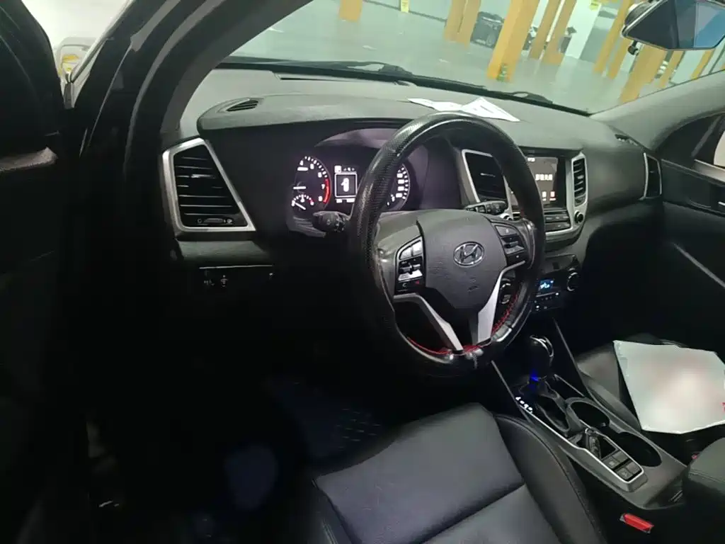 Hyundai Tucson 2016 2015 1.6T Dual Clutch 2WD Smart
