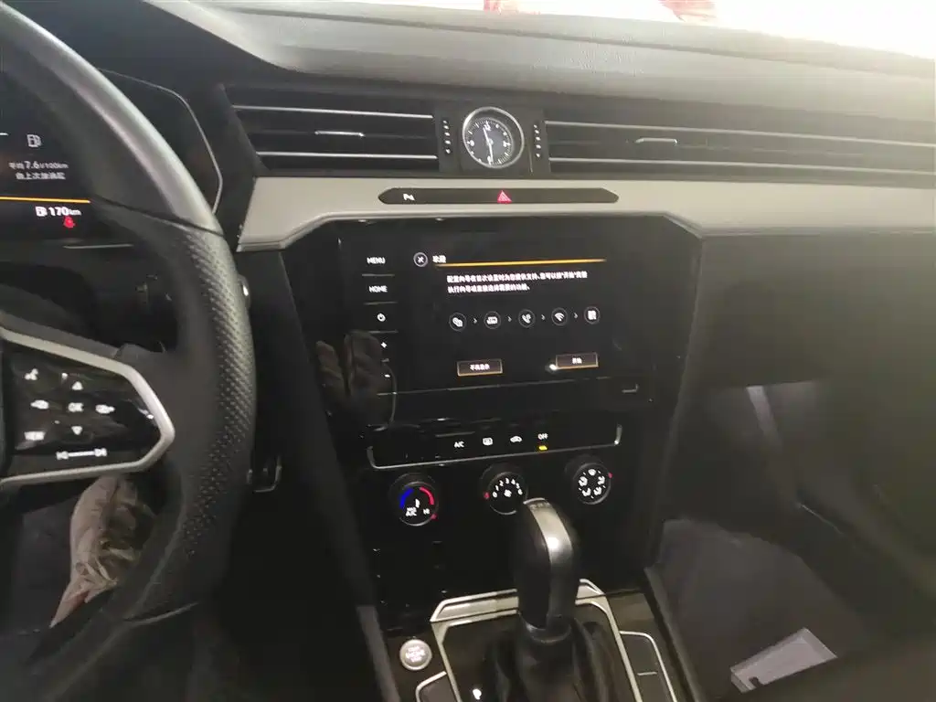 Volkswagen Magotan 2025 Popular Edition 280TSI DSG Comfort фото 5