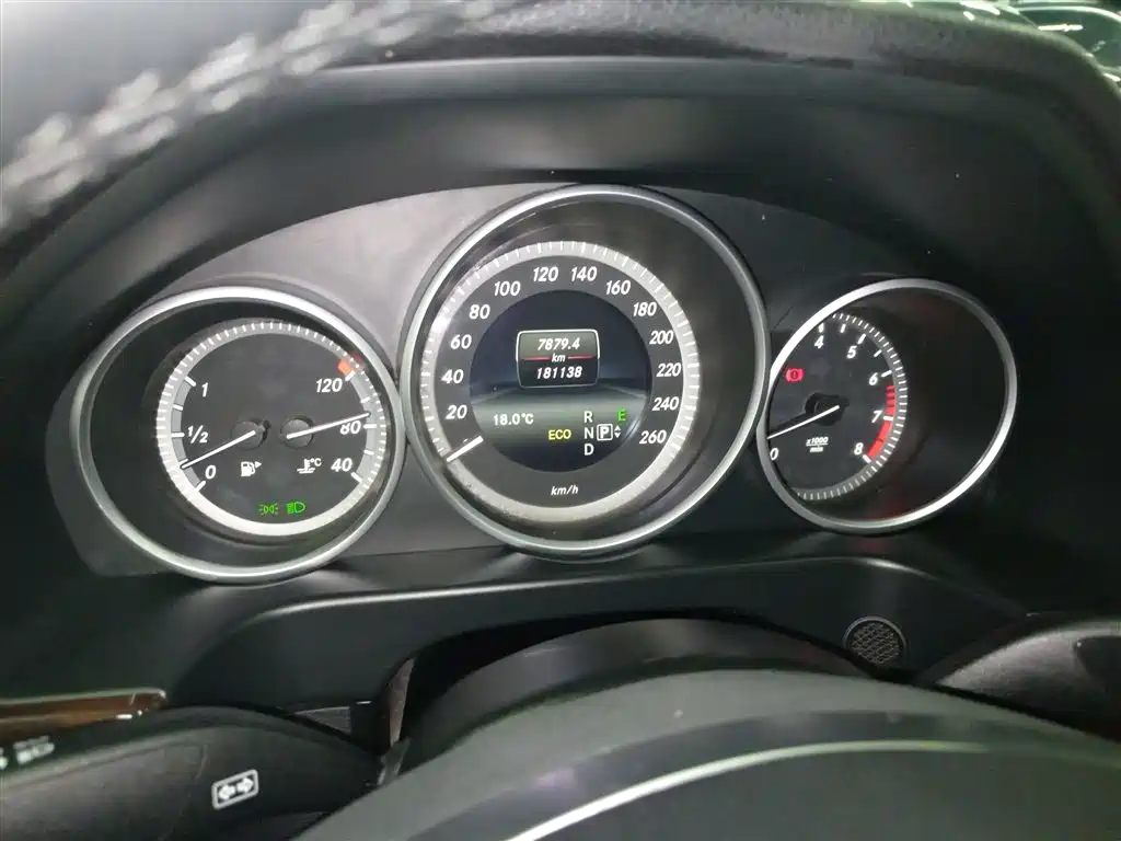Mercedes-Benz E-Class 2015 Facelift E 260 L фото 12
