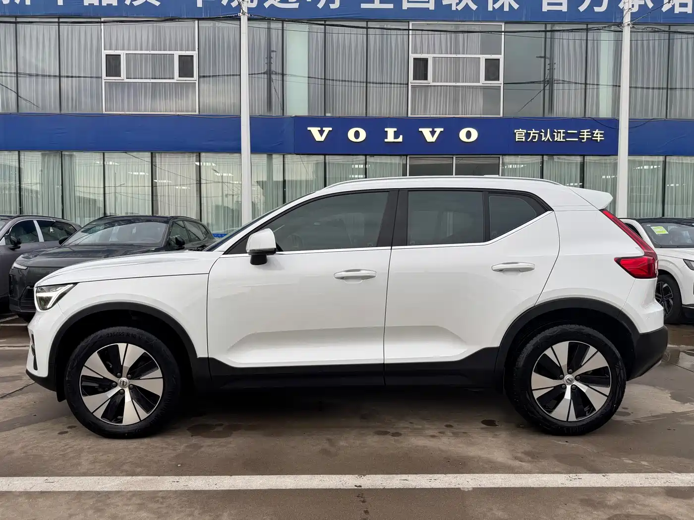 Volvo XC40 2024 2024 B3 Smart Elite Luxury Edition