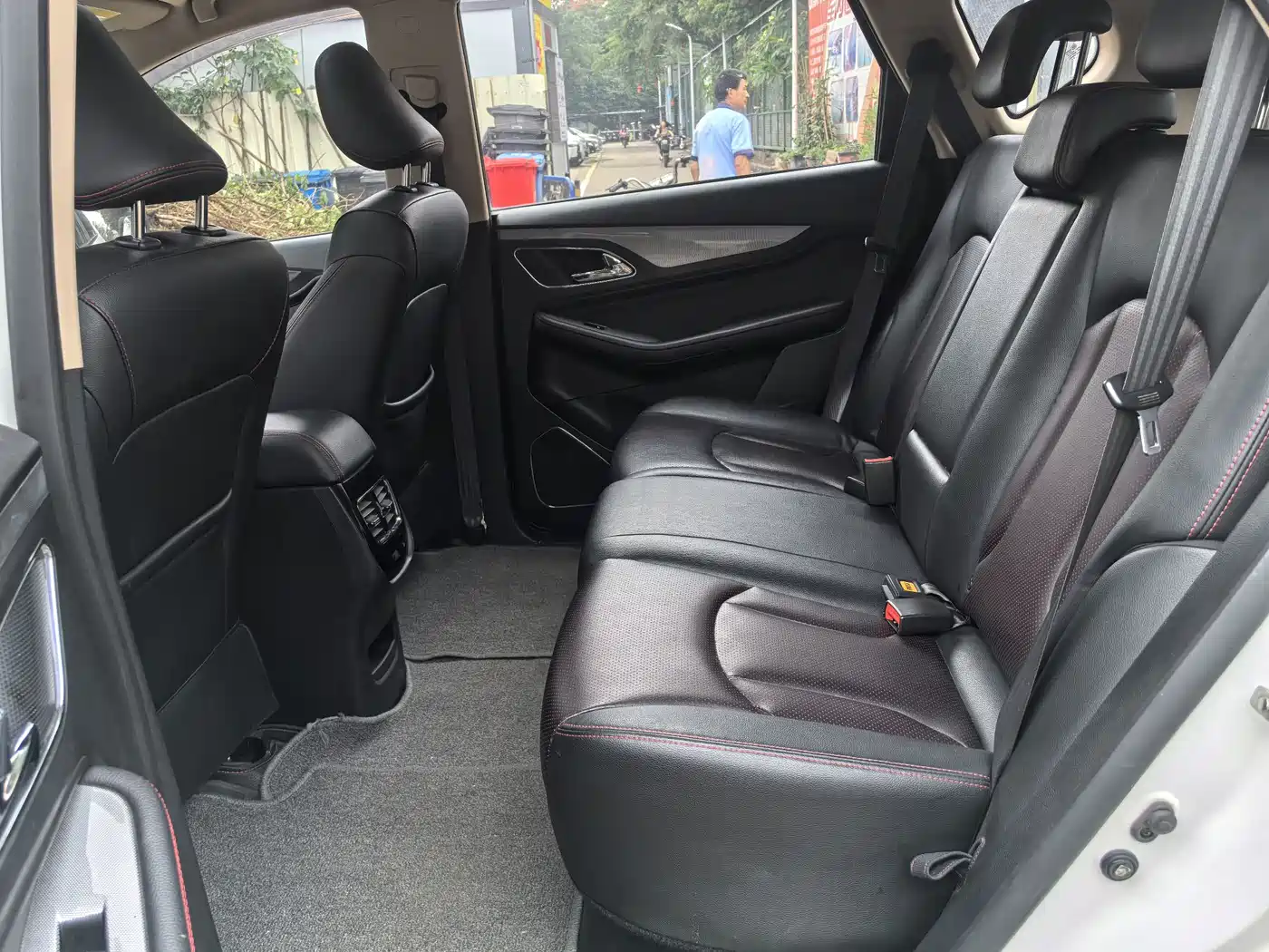 Baojun 560 2015 2015 1.8L Manual Luxury